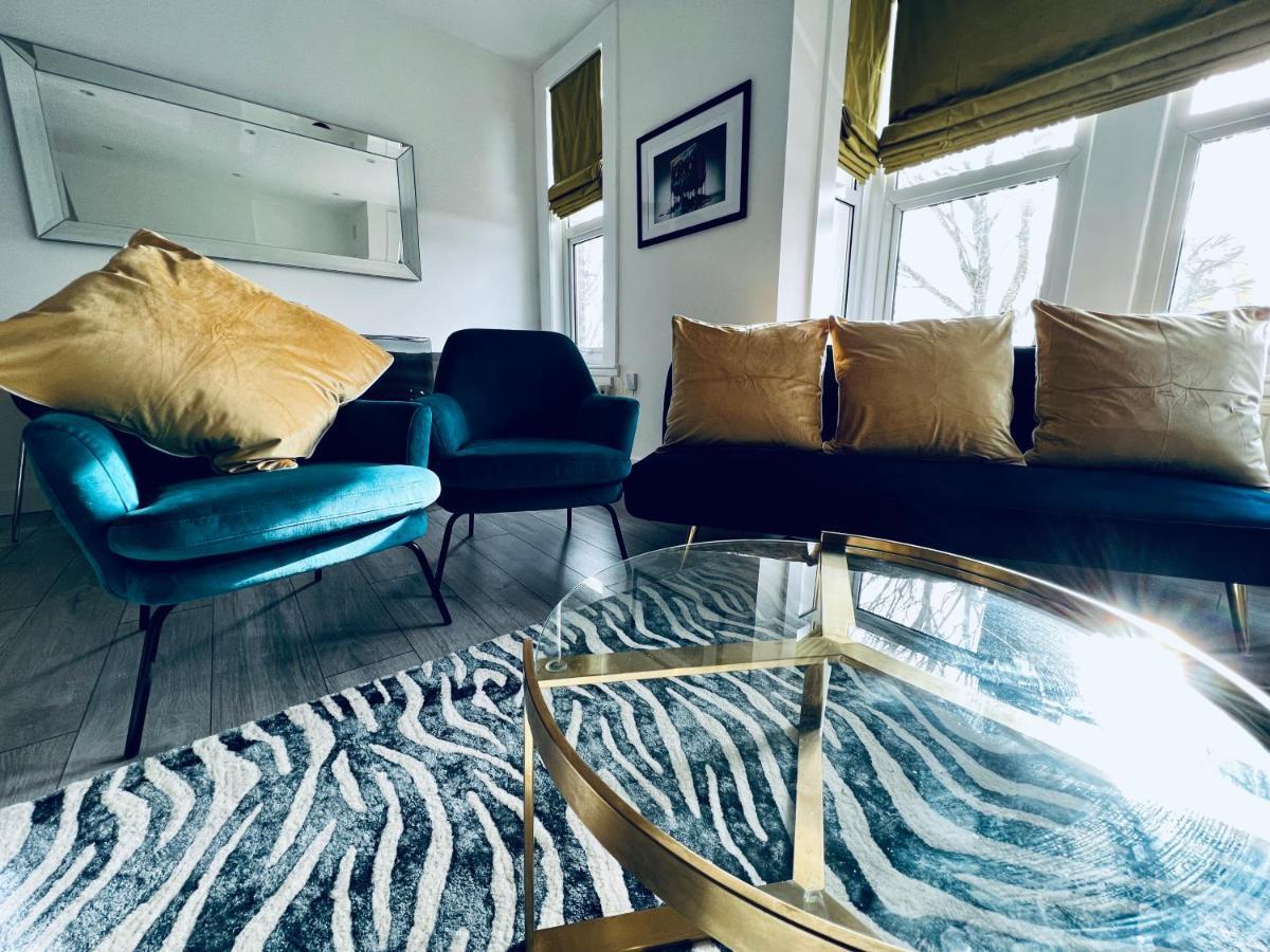 לונדון Neils Place Hosted By Airoperate מראה חיצוני תמונה